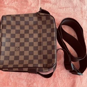 Louis Vuitton, Bags, Louis Vuitton Olav Pm Damier Ebene Crossbody  Baggenderless